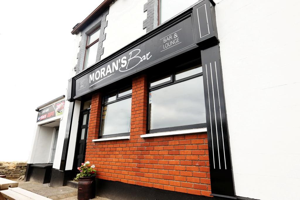 Moran's Bar&B&B Grange  Bagian luar foto